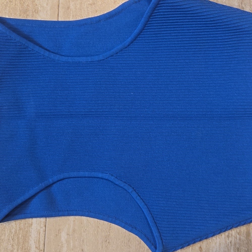 Babaton Blue Ribbed Tank Top - Picture 6 of 8